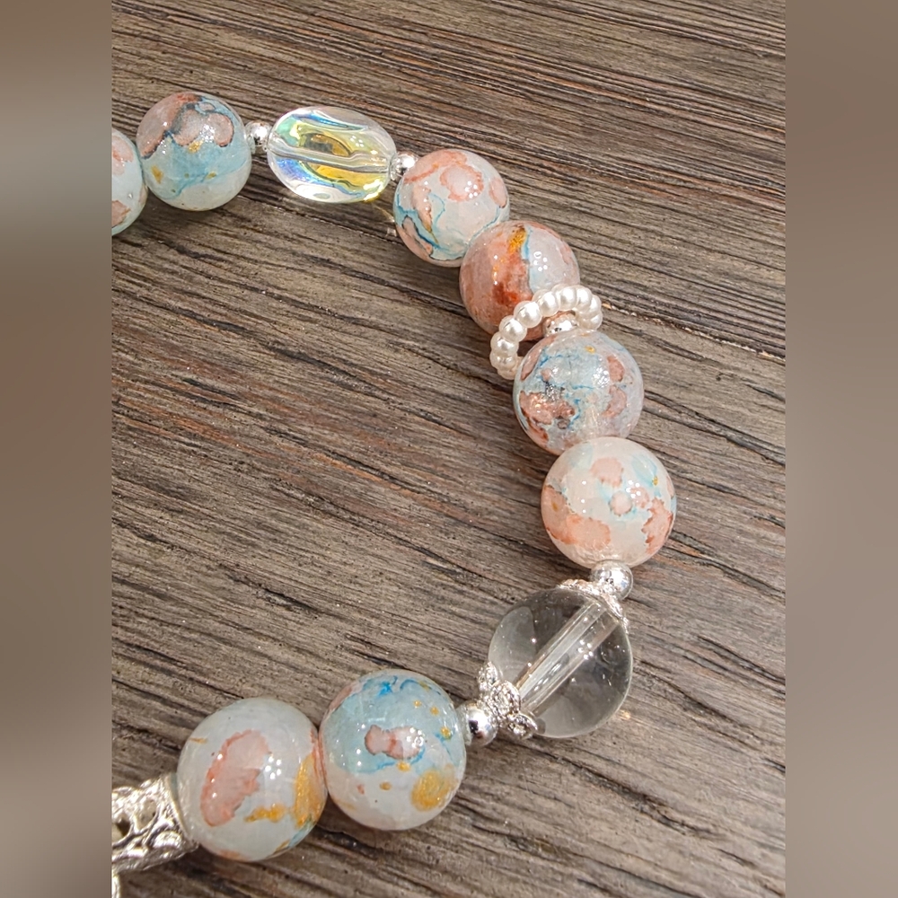Beach Glass Beaded Bracelet – Starfish & Bow Charm +Free Gift 🎁 - Picture 5 of 7